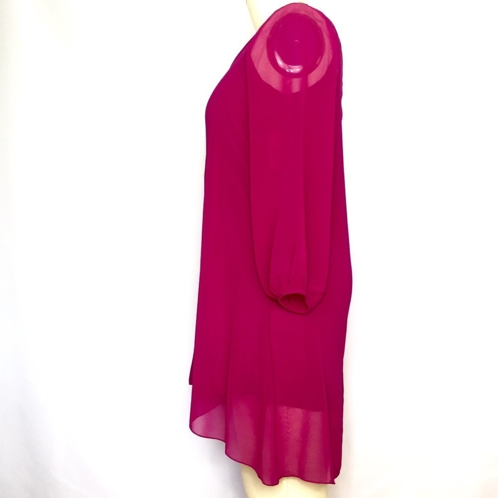 NWT Fashion To Figure Fushsia Flowy V-Neck Dress 0 - Picture 3 of 7